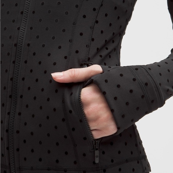 Lululemon Women's Define Jacket Polka Dot Nulu Flocked NWT - Picture 5 of 5